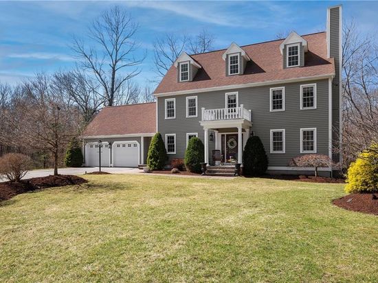 45 Rocky Crest Rd Cumberland Ri 02864 Zillow