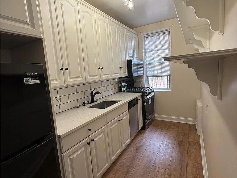 770 Bronx River Rd #A42 — Photo 3