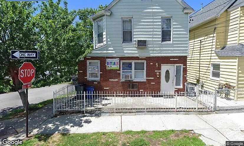 1st image of 45 Bennett Ave