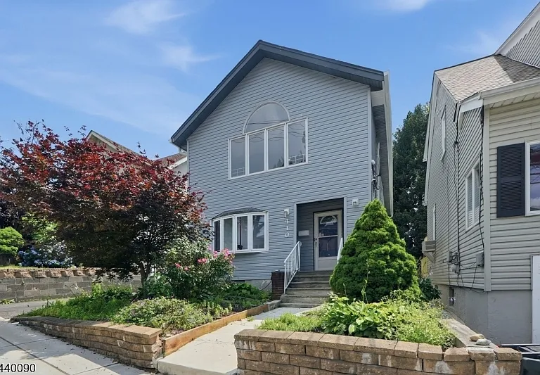 410 Lafayette Ave #2 — Photo 1