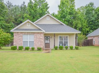 183 Stone Ridge Rd, Starkville, MS 39759