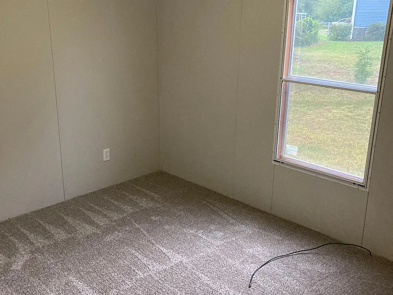 211 Walnut Grove Ln — Photo 11