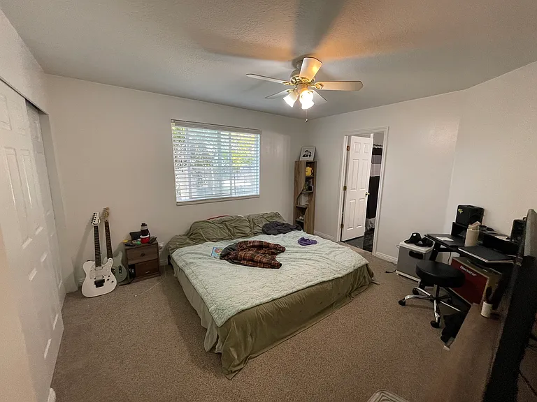 264 W Bubbling Brook Ln — Photo 6