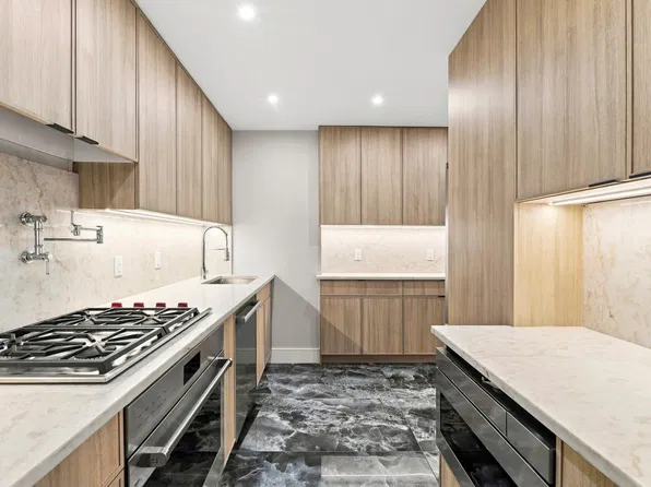 1474 Third Avenue image 1 of 12