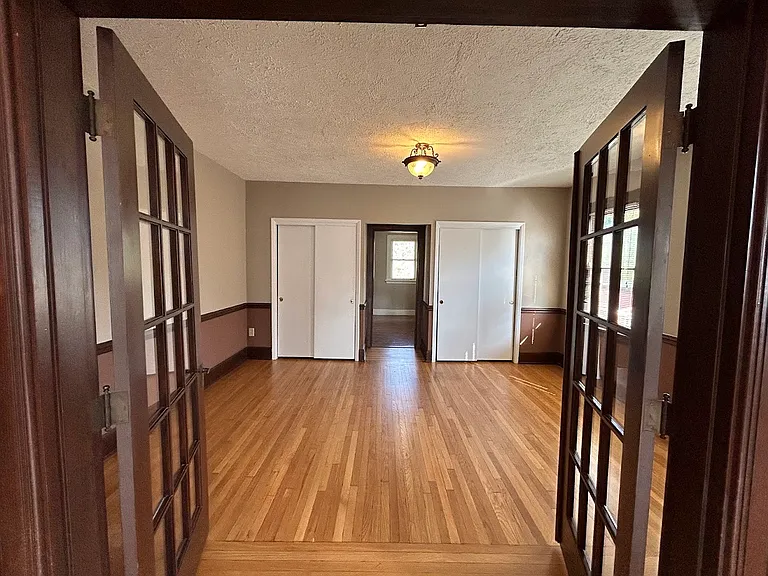 3340 Wunder Ave #2 — Photo 6