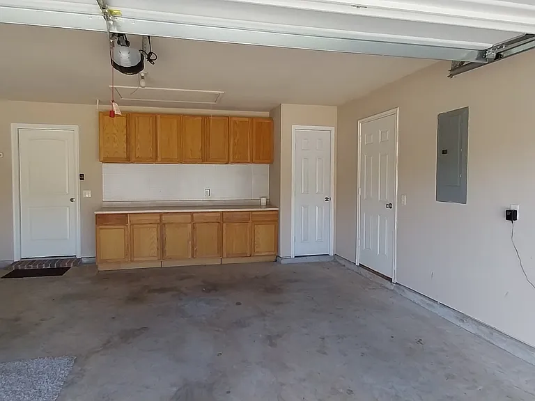 2304 NW 154th St — Photo 12