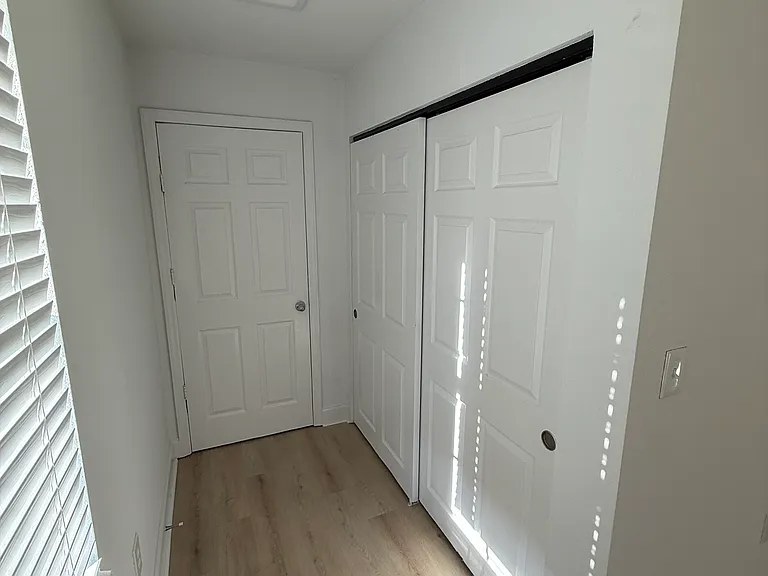 1335 W Lasalle St — Photo 13