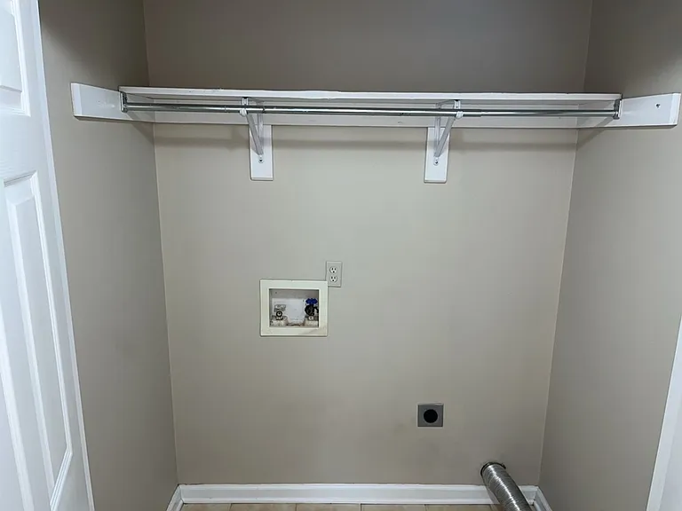 22 E Dubois St #2A — Photo 23