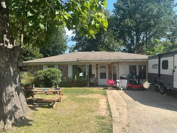 210 Oak St, Lonoke, AR 72086