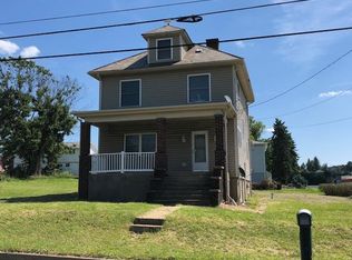 1218 Lewis Ave, Jeannette, PA 15644