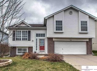 6311 N 131st St, Omaha, NE 68164