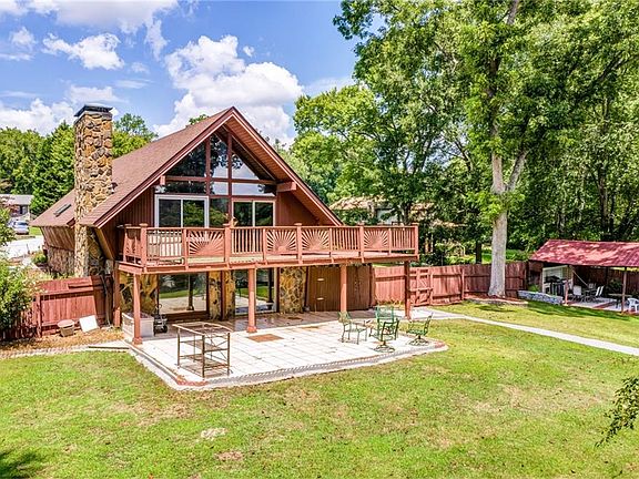 5th image of 1723 Drakes Dr