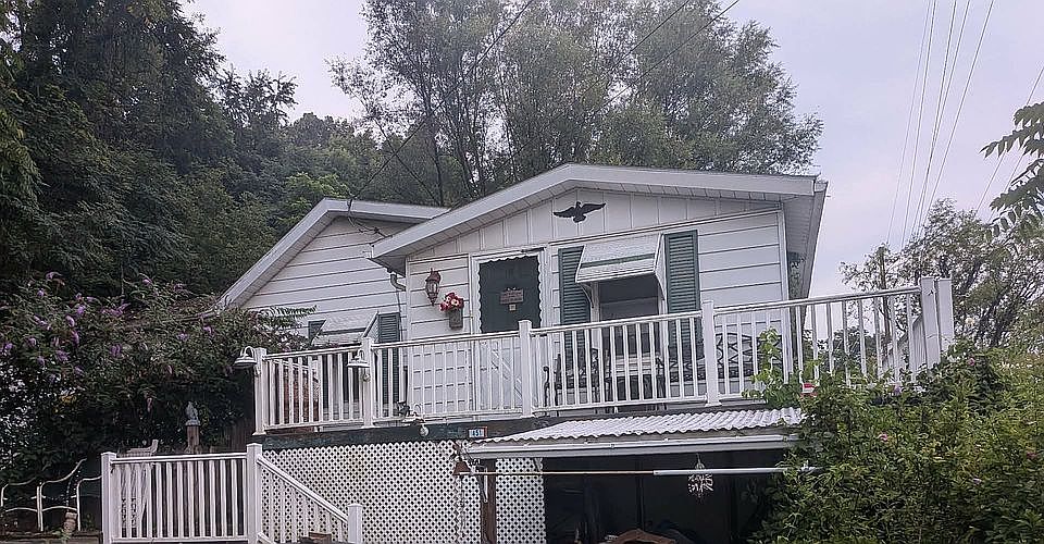 1st image of 451 Caldwell Hill Rd