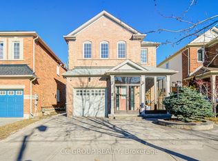 406 Reeves Way Blvd, Whitchurch Stouffville, ON