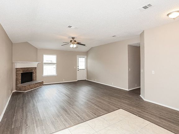3rd image of 2528 Tar Heel Dr