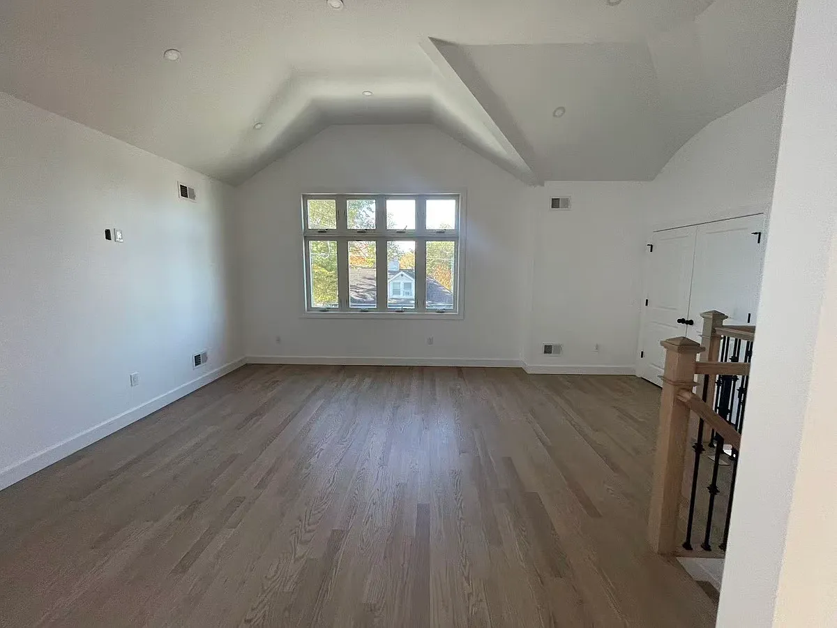 Building Photo - 133 Butler Ave #2D