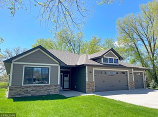 326 Brown Ave N, Annandale, MN 55302