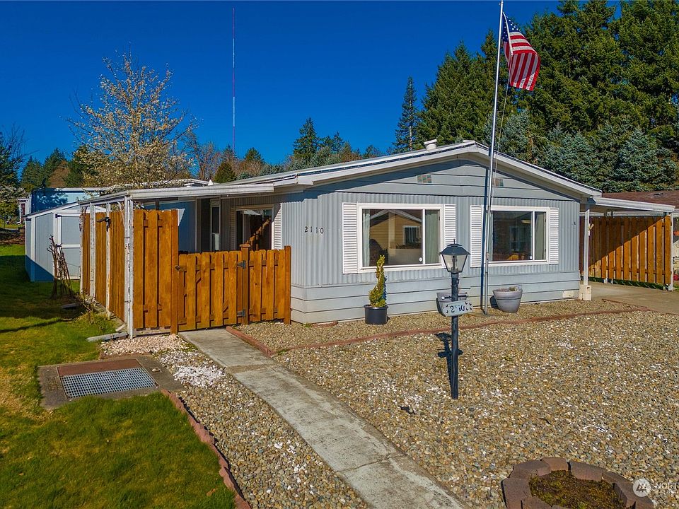 1st image of 2110 Alonda Lane NE
