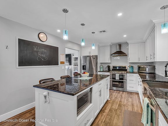2nd image of 956 Alden Dr
