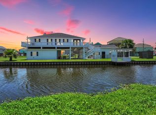 2583 Breaker Dr, Crystal Beach, TX 77650