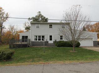 N1101 Park Rd, Genoa City, WI 53128