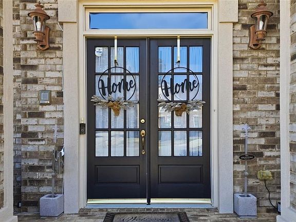 3rd image of 3365 Arbor Run Pl