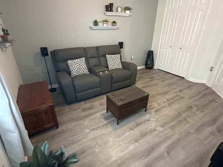 1000 Peggy Cir #303 — Photo 7