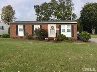 402 S Elm St, Benson, NC 27504