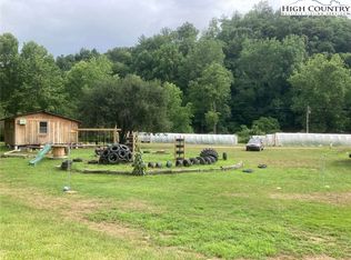 215 Hodges Rd, Deep Gap, NC 28618