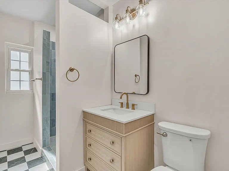 1708 Woodland Ave — Photo 25