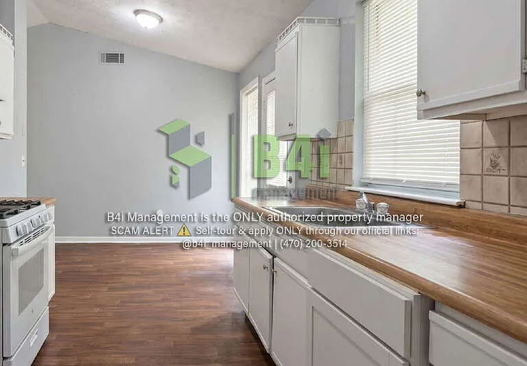 10346 Wisteria Ln — Photo 5