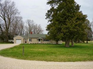 17821 N Old Number 7, Sturgeon, MO 65284