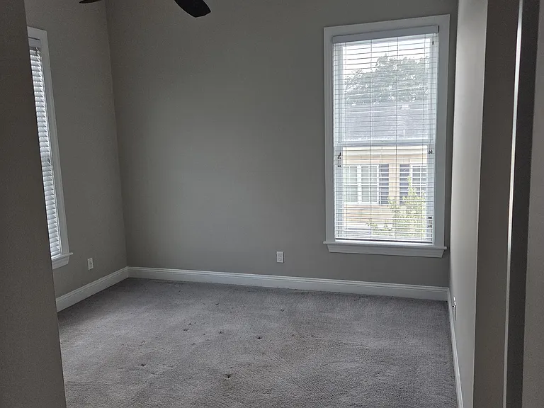302 Lorch St #201 — Photo 6