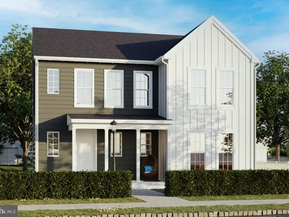 18 Snap Dragon Rd, Carlisle, PA 17015