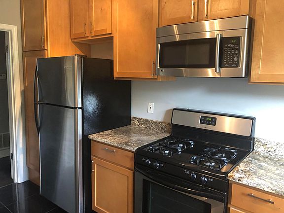 5th image of 7508 Cromwell Dr APT 3E