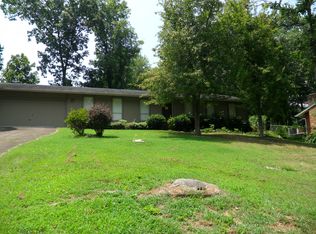 9029 Shallowford Rd, Knoxville, TN 37923