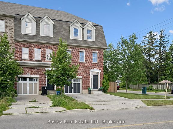 2nd image of 360 Louisa St