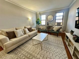 167 Centre Ave APT 2E, New Rochelle, NY 10805