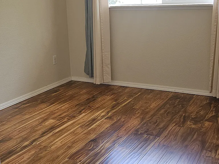 5702 37th Ct SE — Photo 6