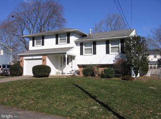 44 Sunnybrook Rd, Stratford, NJ 08084