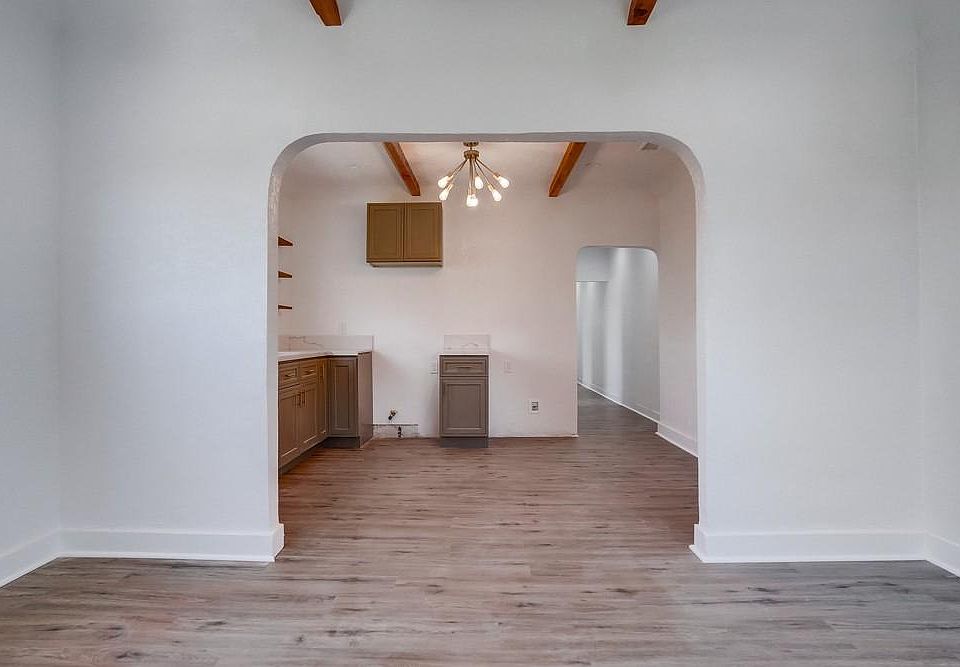 1st image of 2706-2708 Cincitti St