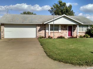 1125 Hilltop Dr, Enid, OK 73701