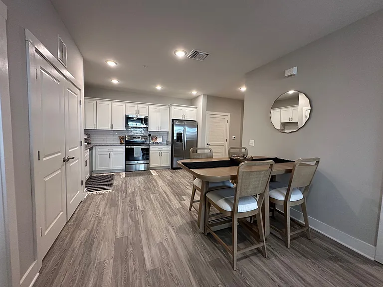 Pine Reserve Apartments — Photo 10