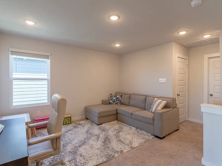 9931 Forestier Grn — Photo 18