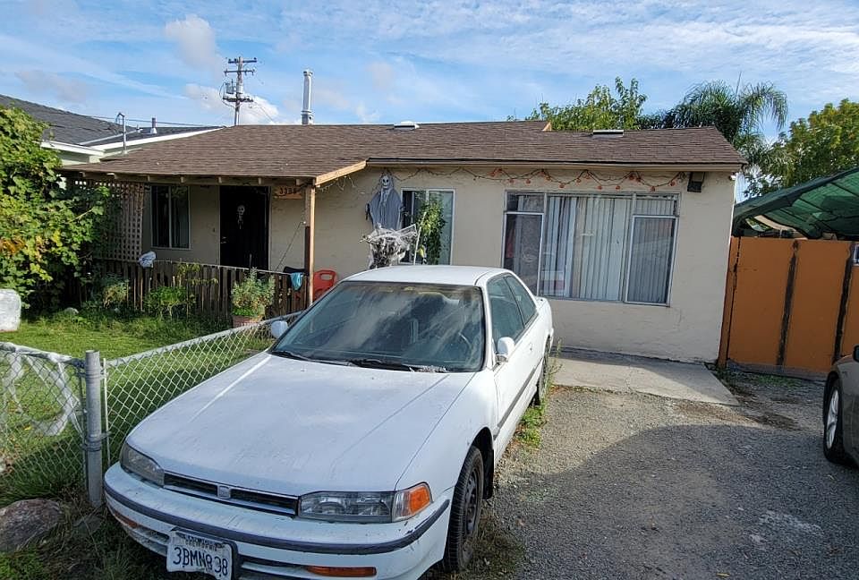 1st image of 3398 E Hills Dr