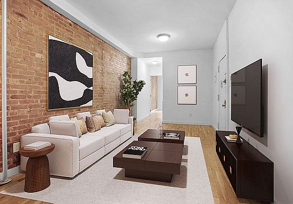 3rd image of 315 E 89th St APT 2E