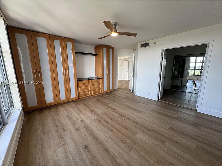 3530 Mystic Pointe Dr #2709 — Photo 40