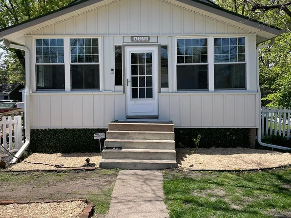 4721 Bald Eagle Ave, White Bear Lake, MN 55110
