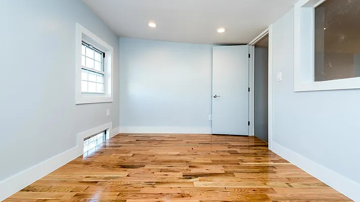 Rented by Nooklyn NYC LLC | media 60