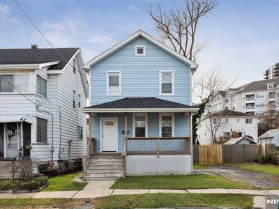 271 Berry St, Hackensack, NJ, 07601